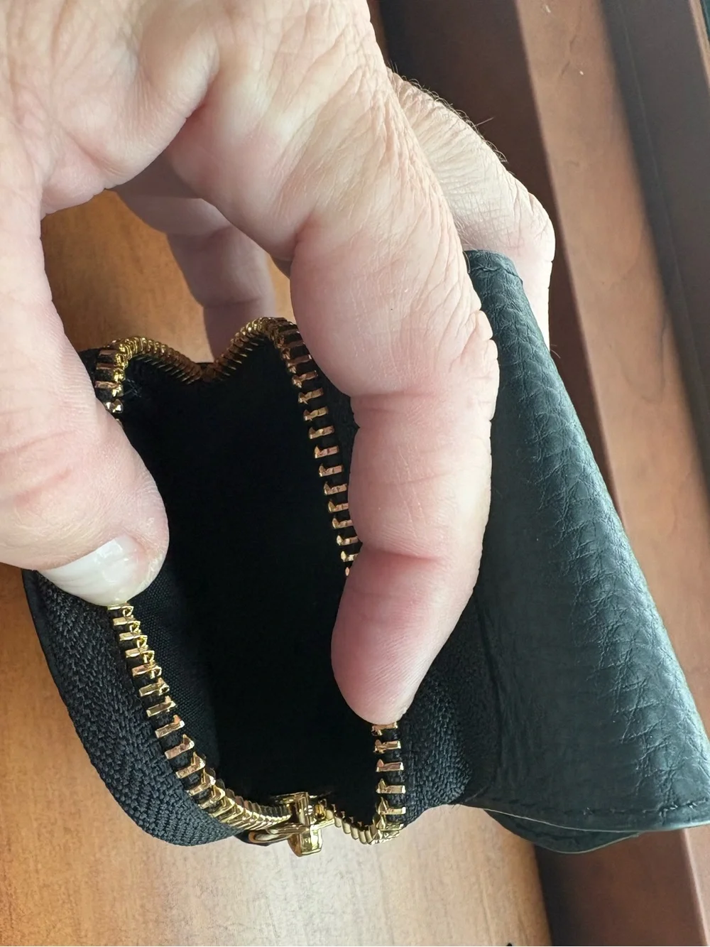 Bandolier black/gold magnetic case NEW